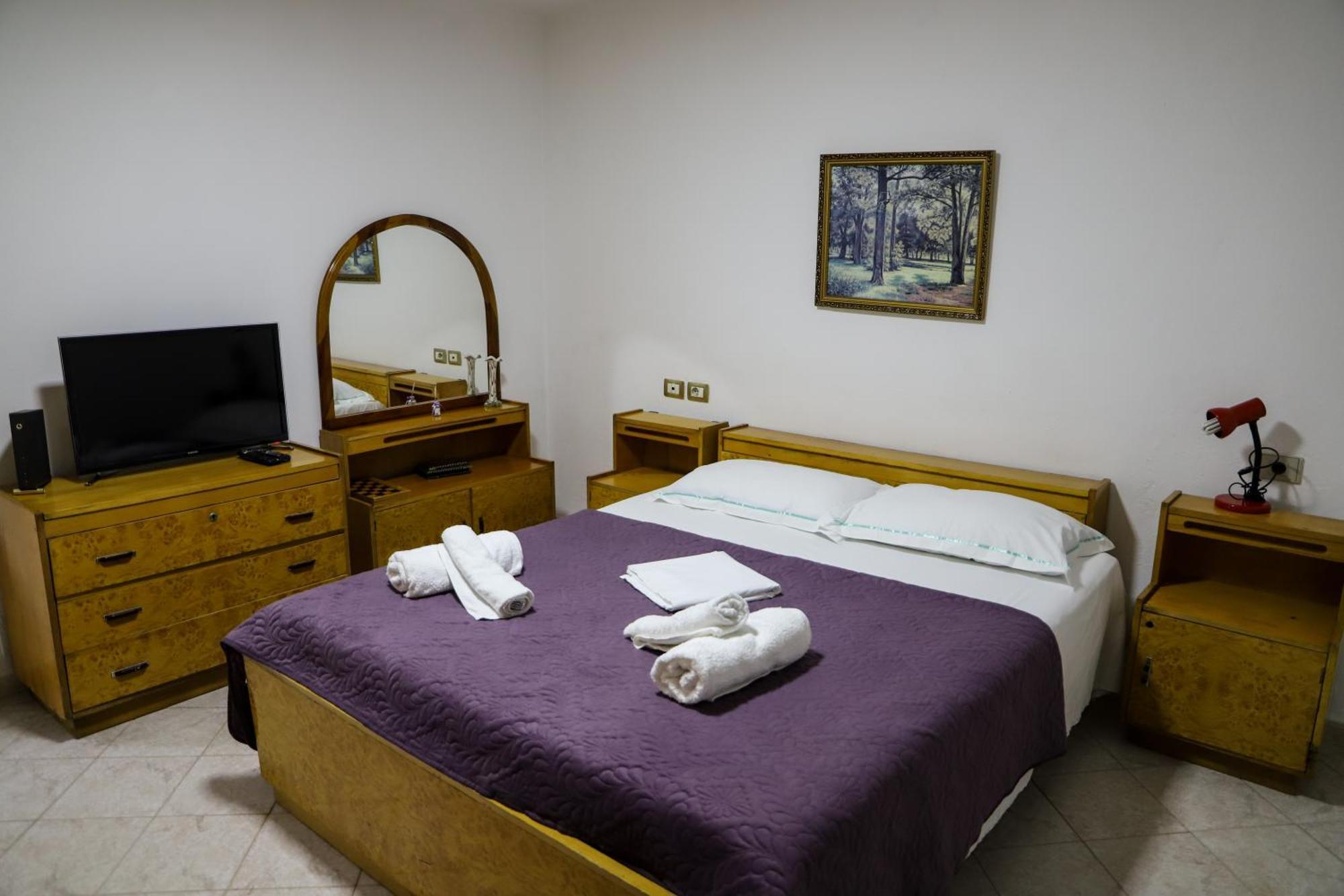 Lola'S Apartament Daire Berat Dış mekan fotoğraf
